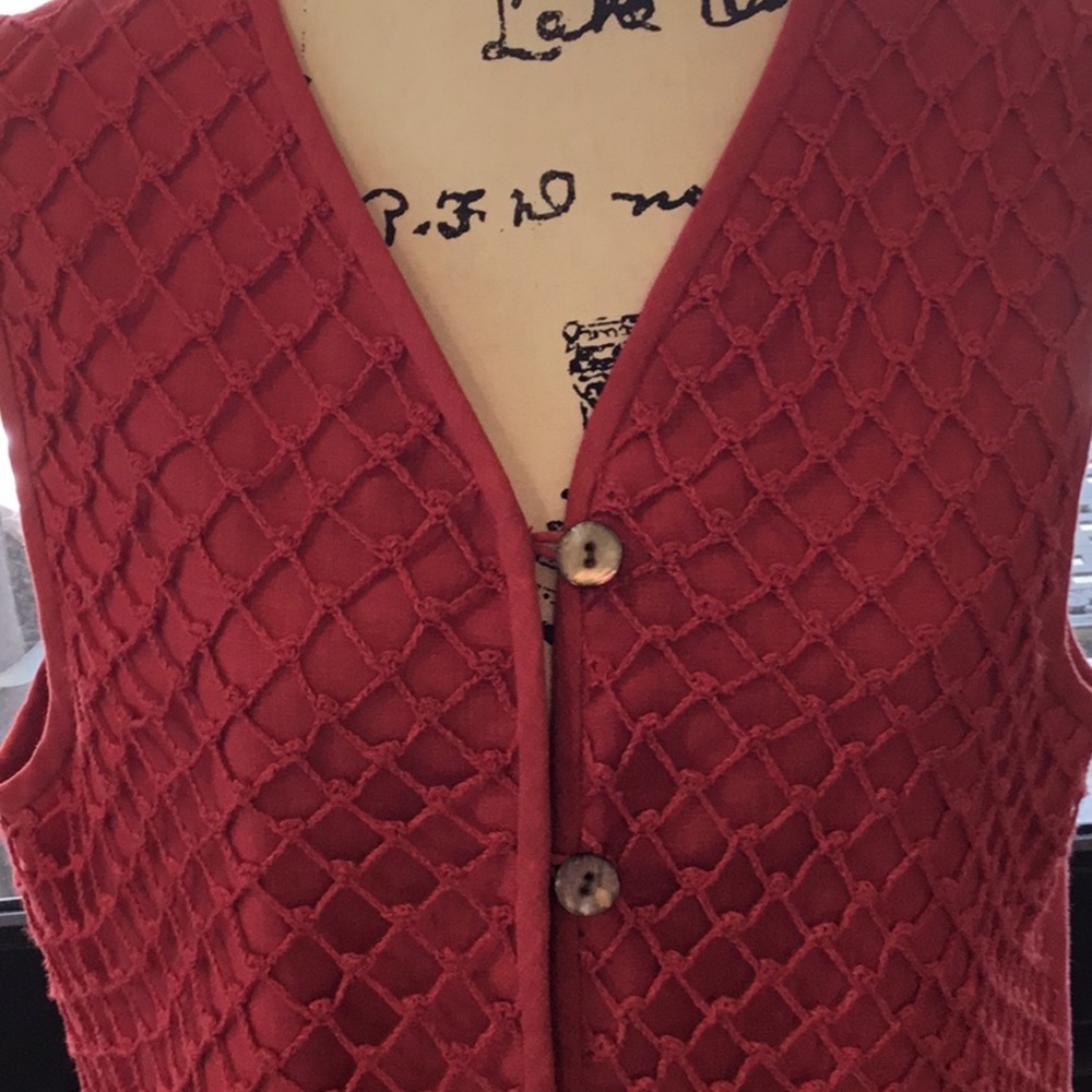 Susan Bristol Linen Blend Red Vest M